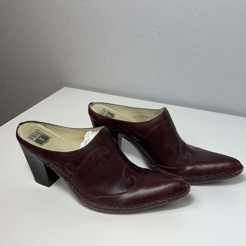 Frye Phoenix mules brown